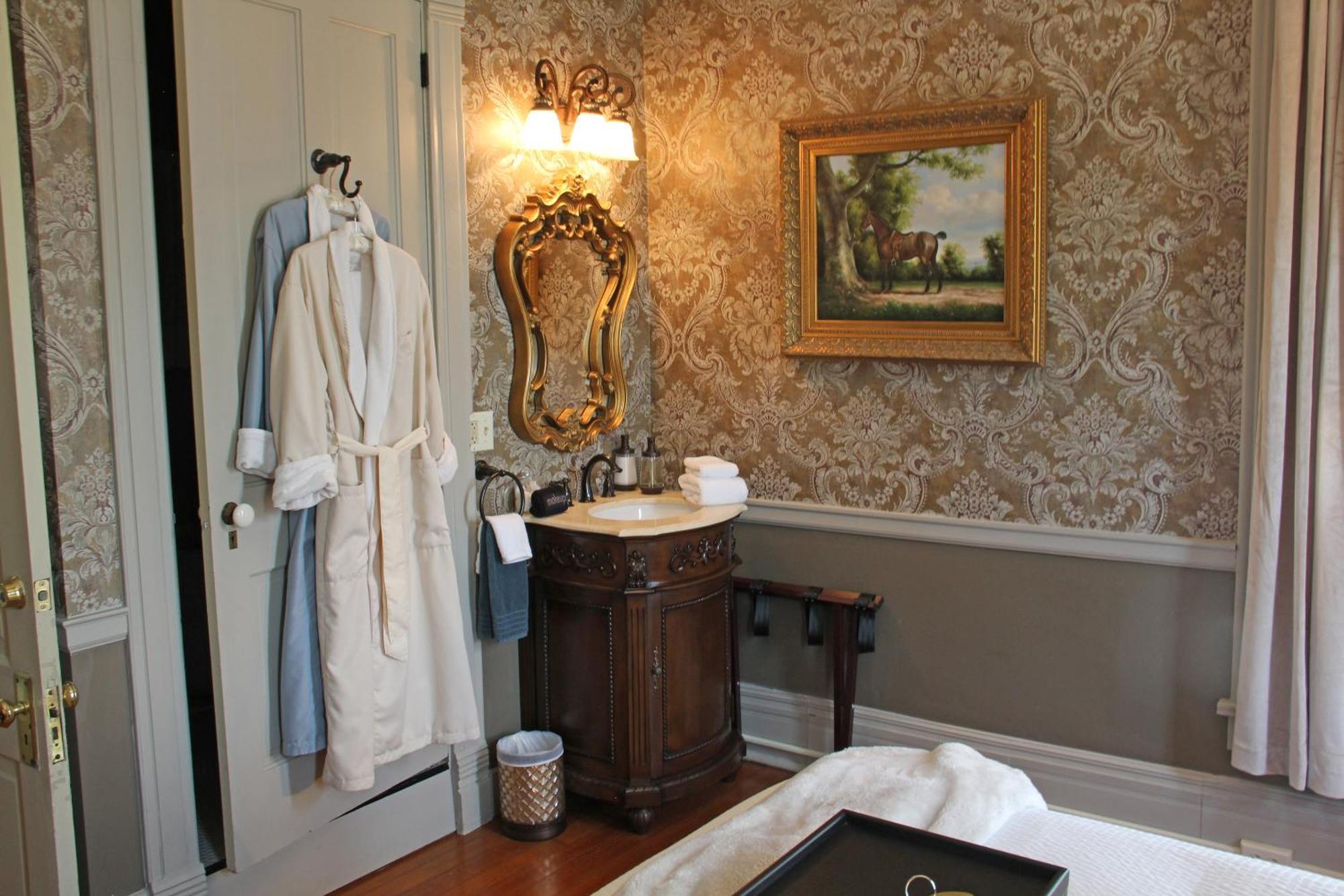 Grand Victorian Manor & Cottage Boonville Bagian luar foto